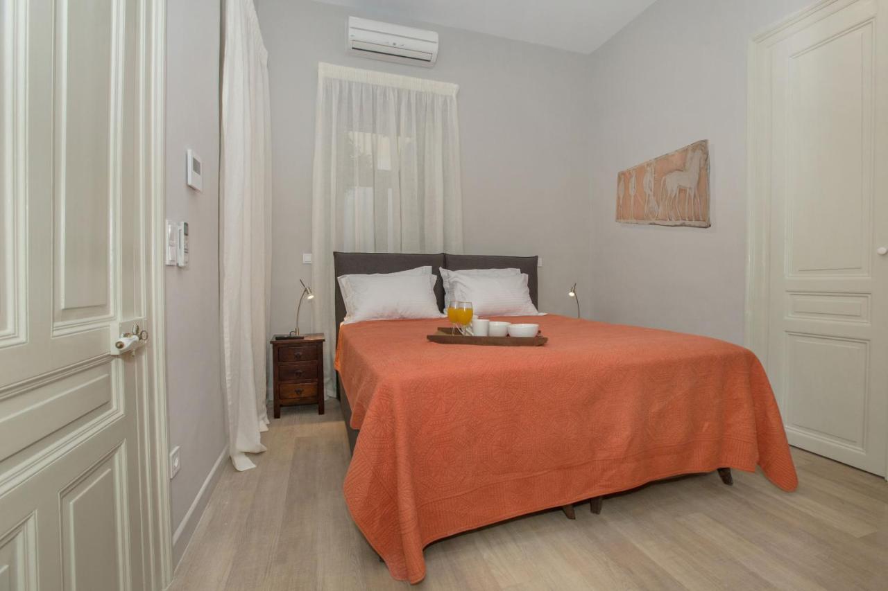 Sophisticated Apartment In Syntagma By Ghh Atenas Exterior foto