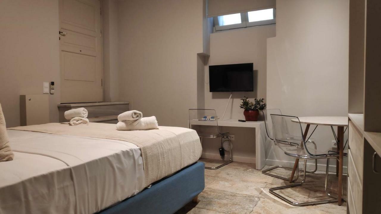 Sophisticated Apartment In Syntagma By Ghh Atenas Exterior foto