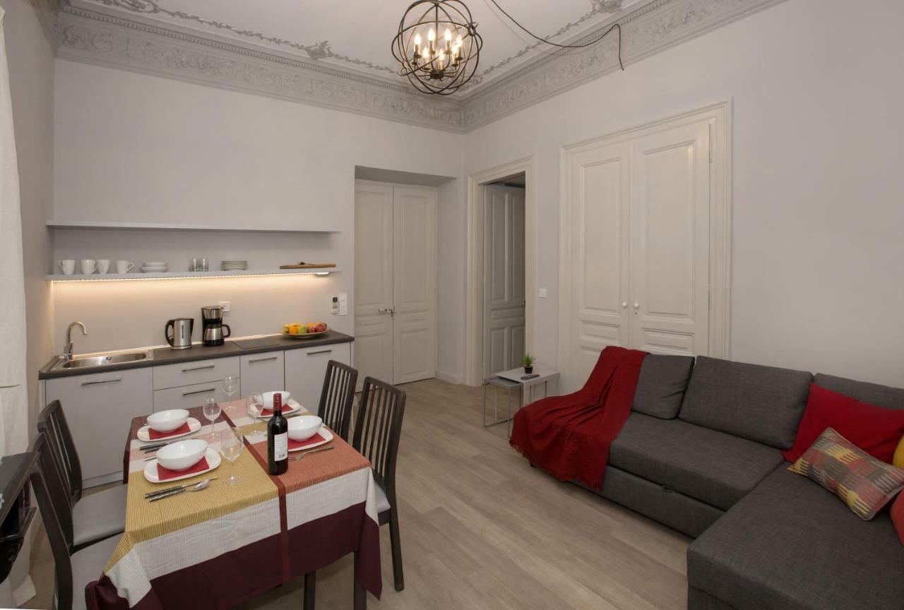 Sophisticated Apartment In Syntagma By Ghh Atenas Exterior foto