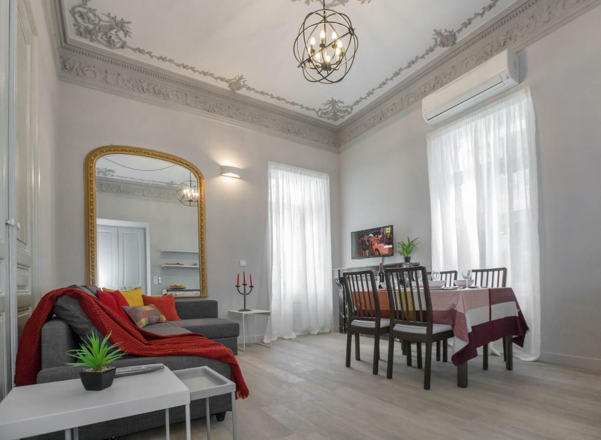 Sophisticated Apartment In Syntagma By Ghh Atenas Exterior foto